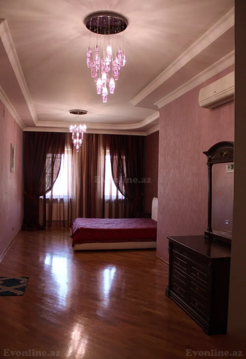 Satılır 6 otaqlı Həyət evi 450 m² Azadlıq prospekti m. - şəkil 12