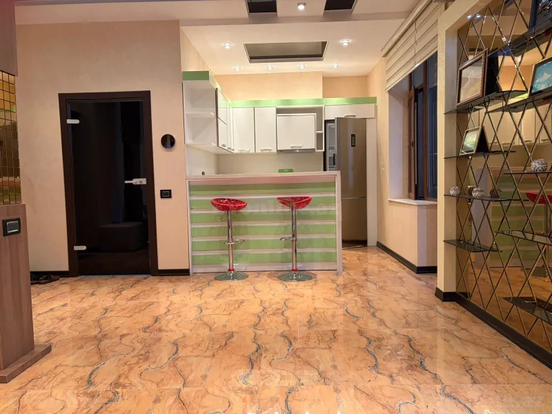 Satılır 1 otaqlı Mənzil Yeni tikili 60 m² Nəsimi r. - şəkil 3