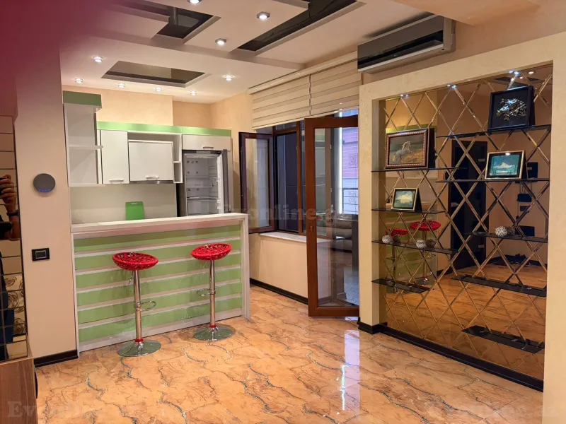 Satılır 1 otaqlı Mənzil Yeni tikili 60 m² Nəsimi r. - şəkil 11