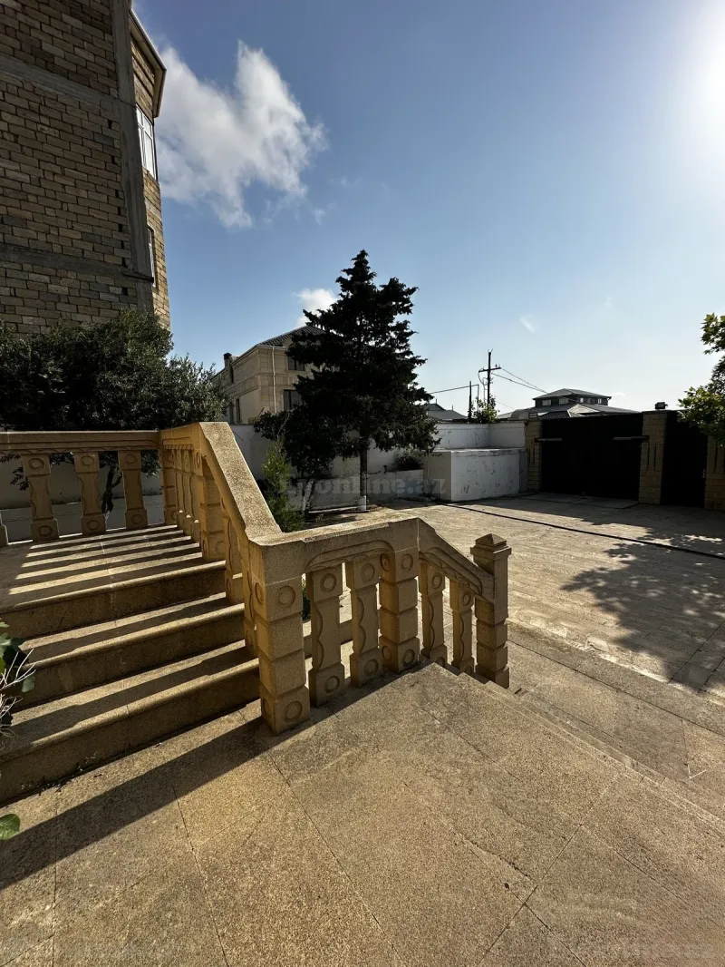 Satılır 5 otaqlı Həyət evi 200 m² Nizami r. - şəkil 4