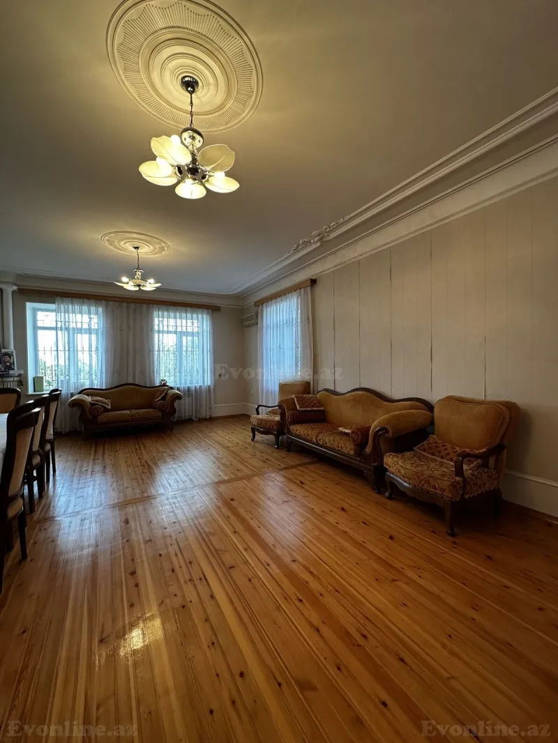 Satılır 5 otaqlı Həyət evi 200 m² Nizami r. - şəkil 17