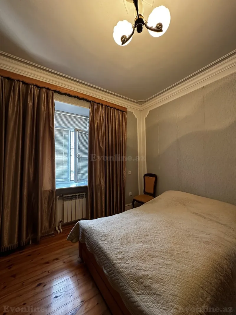 Satılır 5 otaqlı Həyət evi 200 m² Nizami r. - şəkil 22