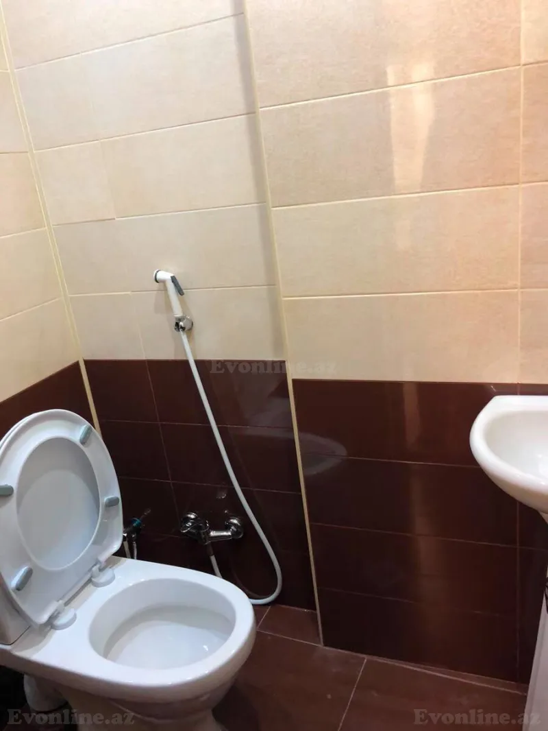 Kirayə verilir 3 otaqlı Mənzil Yeni tikili 90 m² Nərimanov r. - şəkil 13