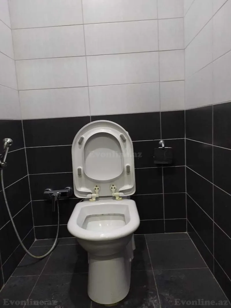 Kirayə verilir Ofis 550 m² 8 Noyabr m. - şəkil 26