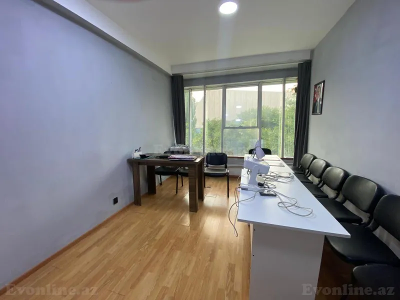 1 otaqlı Ofis 18 m² Sahil m. Kirayə verilir