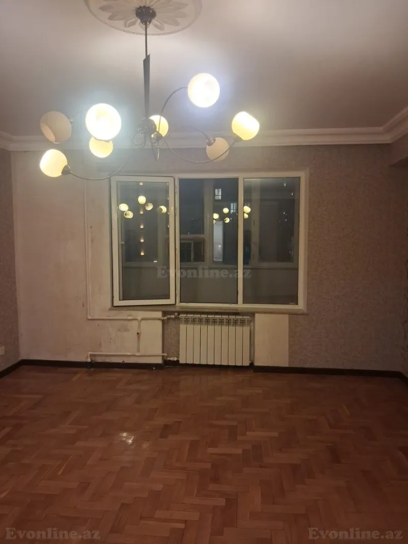 Satılır 5 otaqlı Mənzil Köhnə tikili 190 m² Nizami m. - şəkil 4