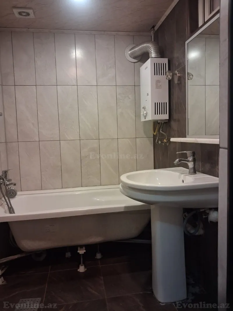 Satılır 5 otaqlı Mənzil Köhnə tikili 190 m² Nizami m. - şəkil 7
