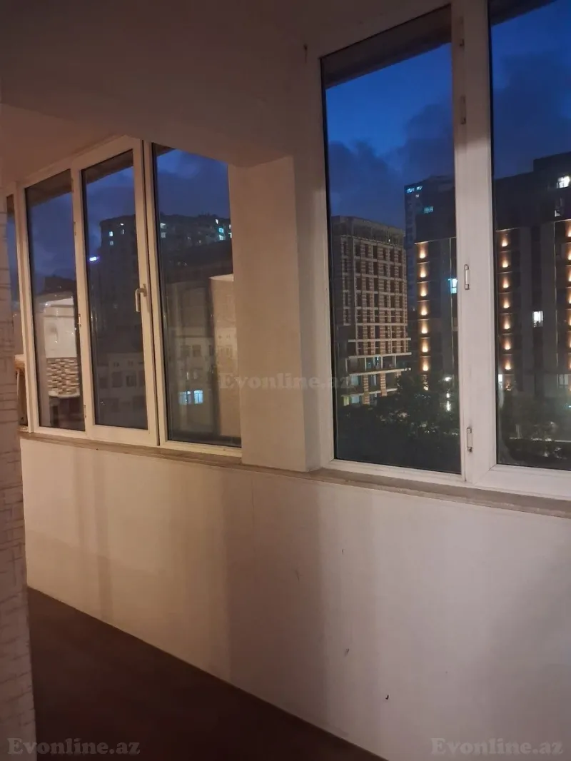 Satılır 5 otaqlı Mənzil Köhnə tikili 190 m² Nizami m. - şəkil 8