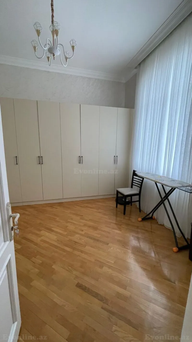 Satılır 8 otaqlı Həyət evi 450 m² Nəsimi m. - şəkil 16