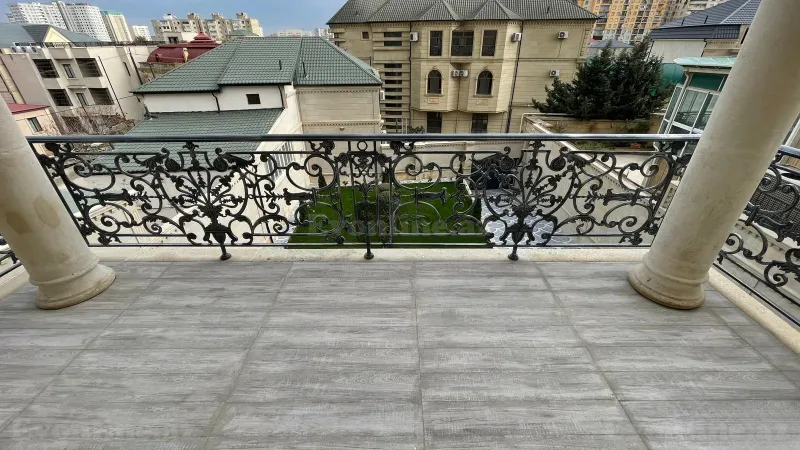Satılır 8 otaqlı Həyət evi 450 m² Nəsimi m. - şəkil 25