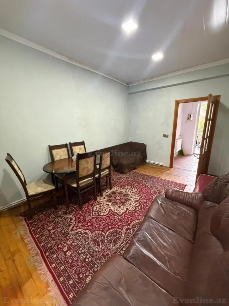 Kirayə verilir 2 otaqlı Mənzil Köhnə tikili 40 m² 28 May m. - şəkil 4