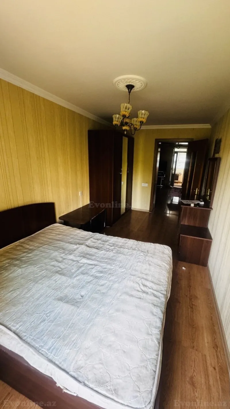 Kirayə verilir 2 otaqlı Mənzil Köhnə tikili 45 m² Qara Qarayev m. - şəkil 3