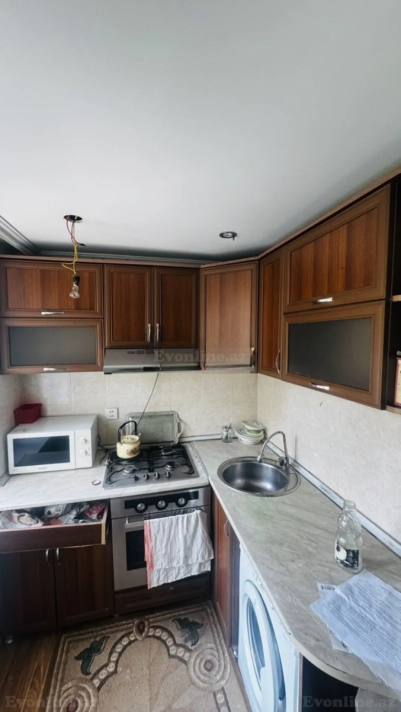 Kirayə verilir 2 otaqlı Mənzil Köhnə tikili 45 m² Qara Qarayev m. - şəkil 6