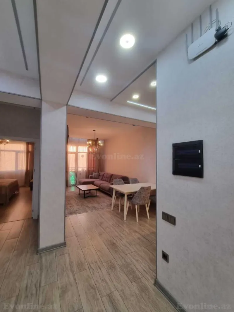 Satılır 2 otaqlı Mənzil Yeni tikili 75 m² Xətai r. - şəkil 5