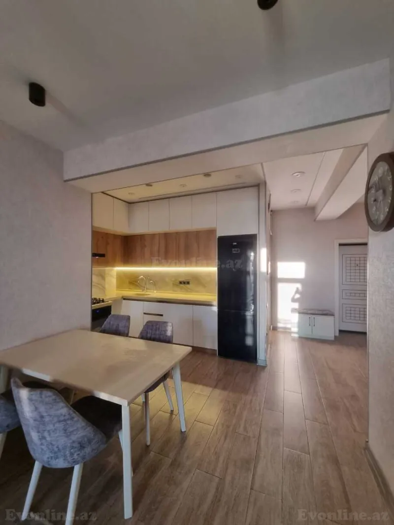 Satılır 2 otaqlı Mənzil Yeni tikili 75 m² Xətai r. - şəkil 7