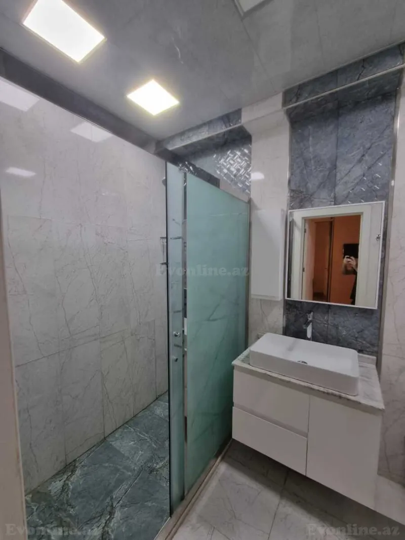 Satılır 2 otaqlı Mənzil Yeni tikili 75 m² Xətai r. - şəkil 9