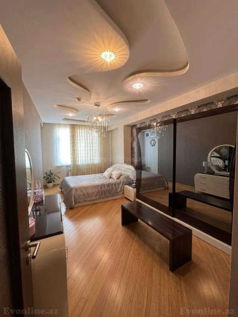 3 otaqlı Mənzil 105 m² Həzi Aslanov m. Satılır