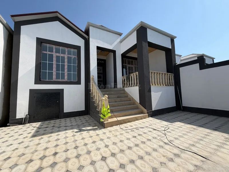 3 otaqlı Həyət evi 110 m² Abşeron r. Satılır