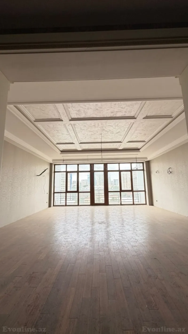 Satılır 4 otaqlı Mənzil Yeni tikili 200 m² 28 May m. - şəkil 3
