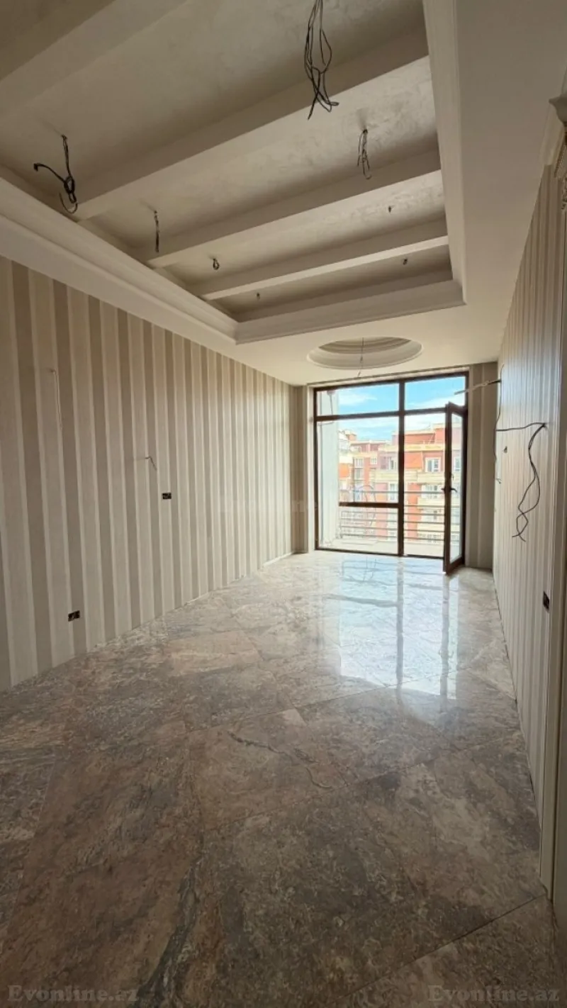 Satılır 4 otaqlı Mənzil Yeni tikili 200 m² 28 May m. - şəkil 7