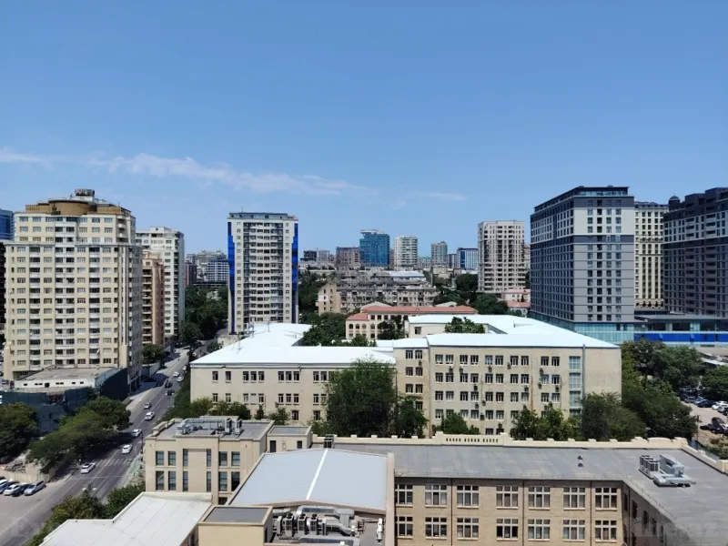 Satılır 4 otaqlı Mənzil Yeni tikili 200 m² 28 May m. - şəkil 18