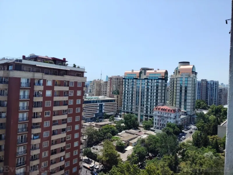 Satılır 4 otaqlı Mənzil Yeni tikili 200 m² 28 May m. - şəkil 19