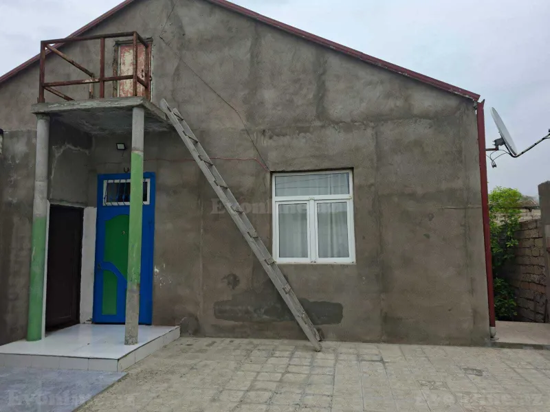 6 otaqlı Həyət evi 250 m² Sabunçu r. Satılır