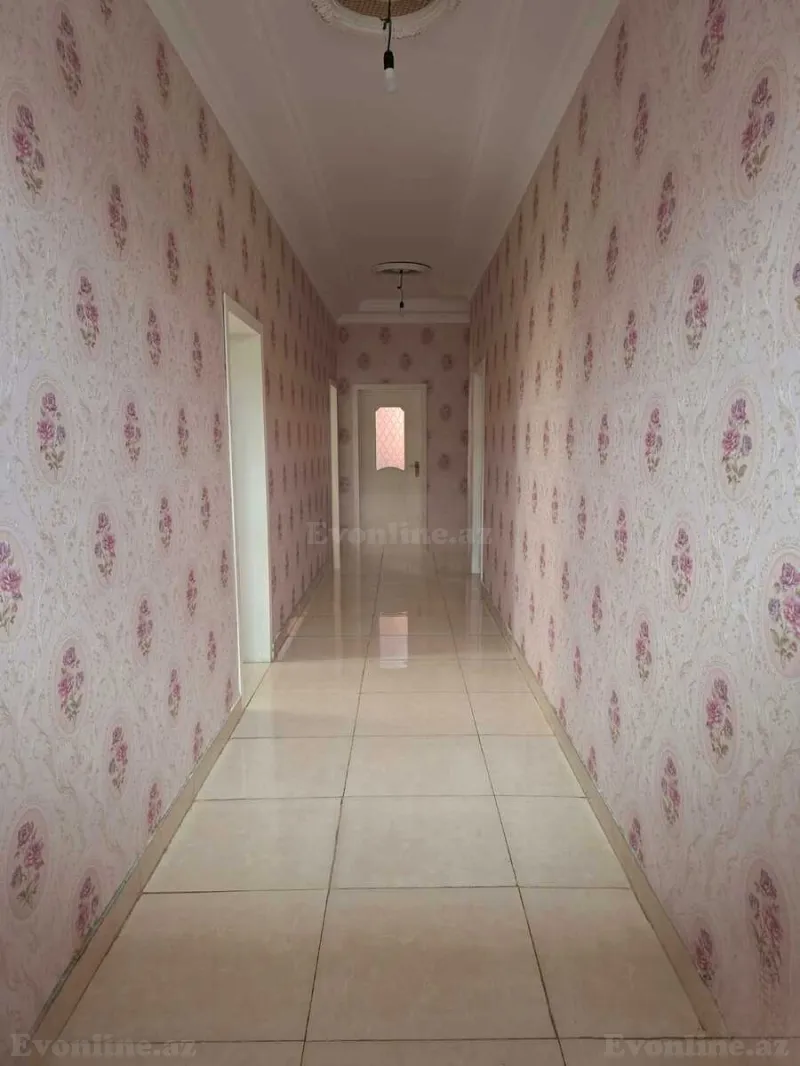 Satılır 6 otaqlı Həyət evi 250 m² Sabunçu r. - şəkil 6