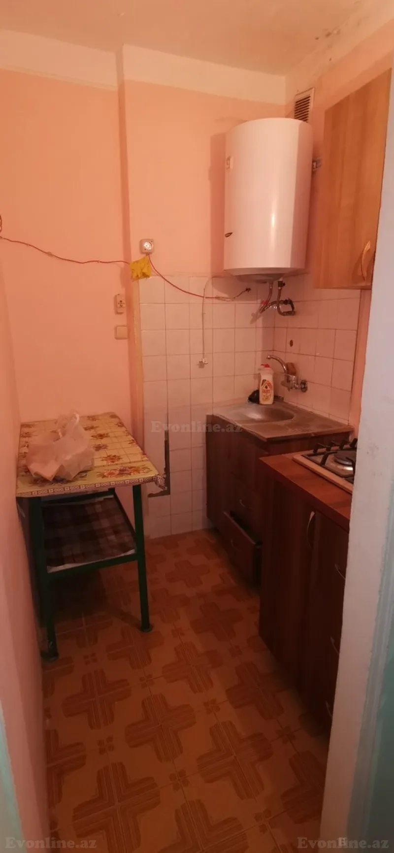 Satılır 1 otaqlı Mənzil Köhnə tikili 45 m² Dərnəgül m. - şəkil 3