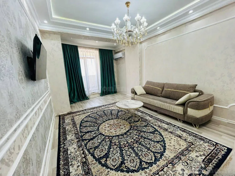 3 otaqlı Mənzil 120 m² 20 Yanvar m. Kirayə verilir