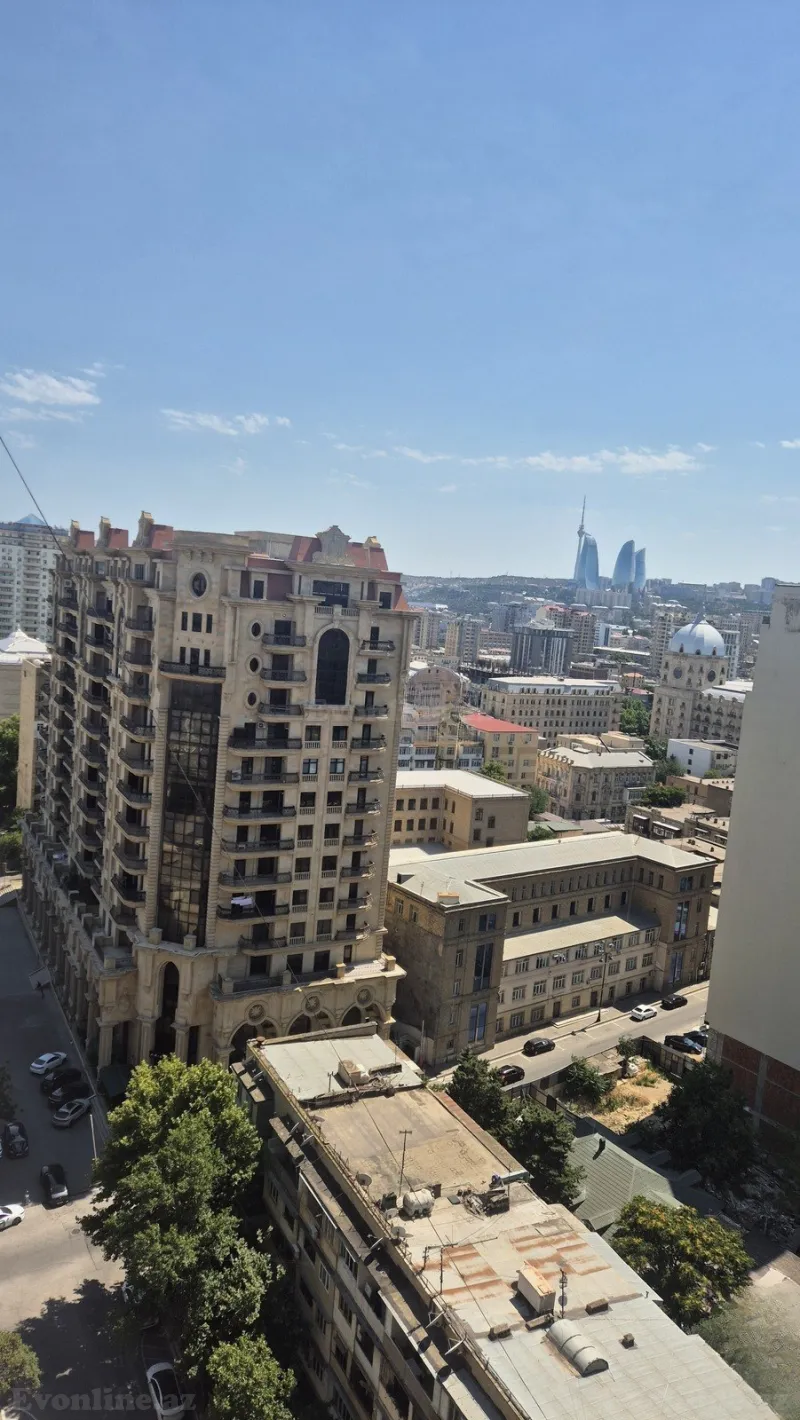Satılır 4 otaqlı Mənzil Yeni tikili 260 m² 28 May m. - şəkil 6