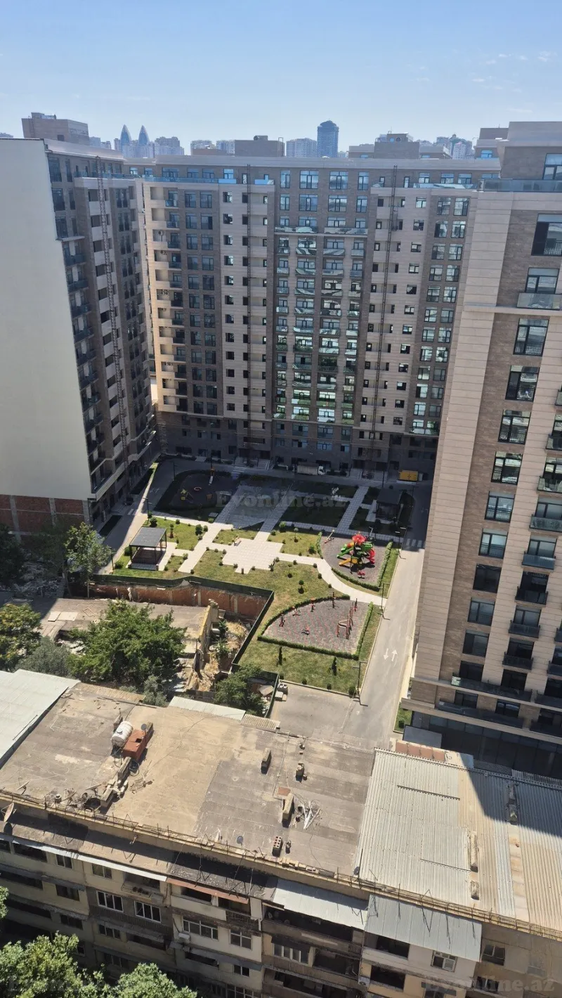 Satılır 4 otaqlı Mənzil Yeni tikili 260 m² 28 May m. - şəkil 7