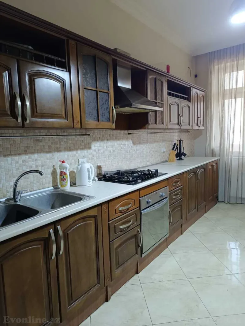 Kirayə verilir 3 otaqlı Mənzil Yeni tikili 140 m² 8 Noyabr m. - şəkil 12