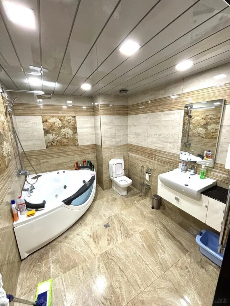 Satılır 5 otaqlı Mənzil Yeni tikili 228.5 m² 20 Yanvar m. - şəkil 8