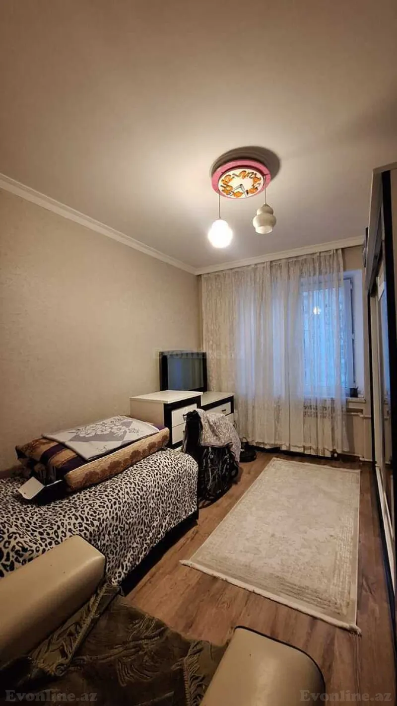 Satılır 3 otaqlı Mənzil Köhnə tikili 90 m² Nəsimi m. - şəkil 5