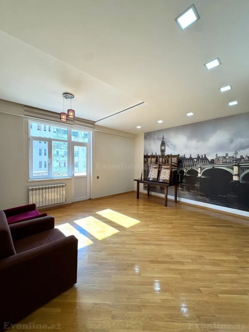 3 otaqlı Mənzil 105 m² Həzi Aslanov m. Satılır