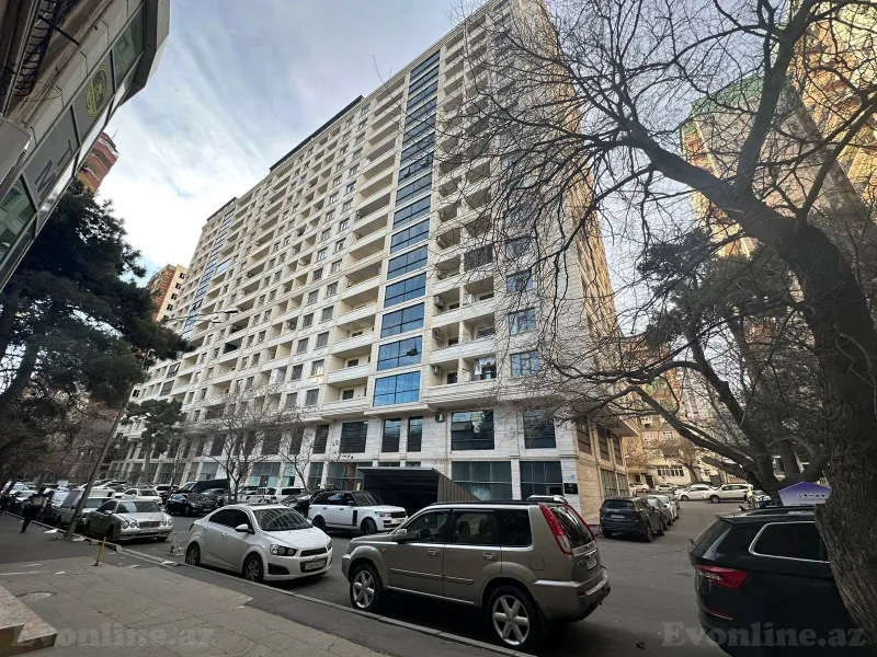 Satılır 4 otaqlı Mənzil Yeni tikili 143 m² Nərimanov r. - şəkil 2