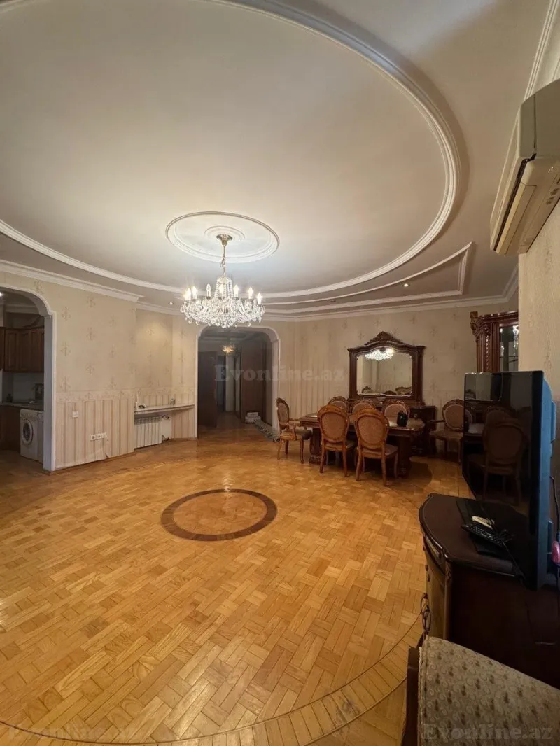 Satılır 3 otaqlı Mənzil Yeni tikili 120 m² Elmlər Akademiyası m. - şəkil 11