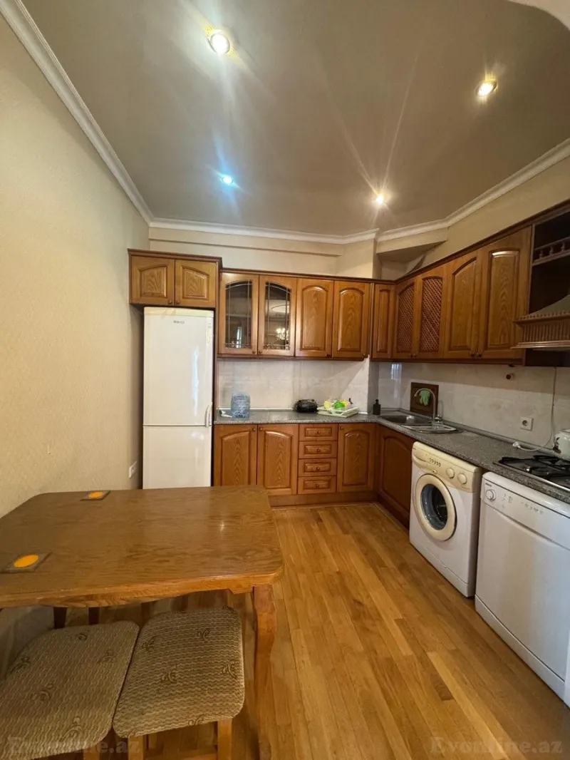 Satılır 3 otaqlı Mənzil Yeni tikili 120 m² Elmlər Akademiyası m. - şəkil 12