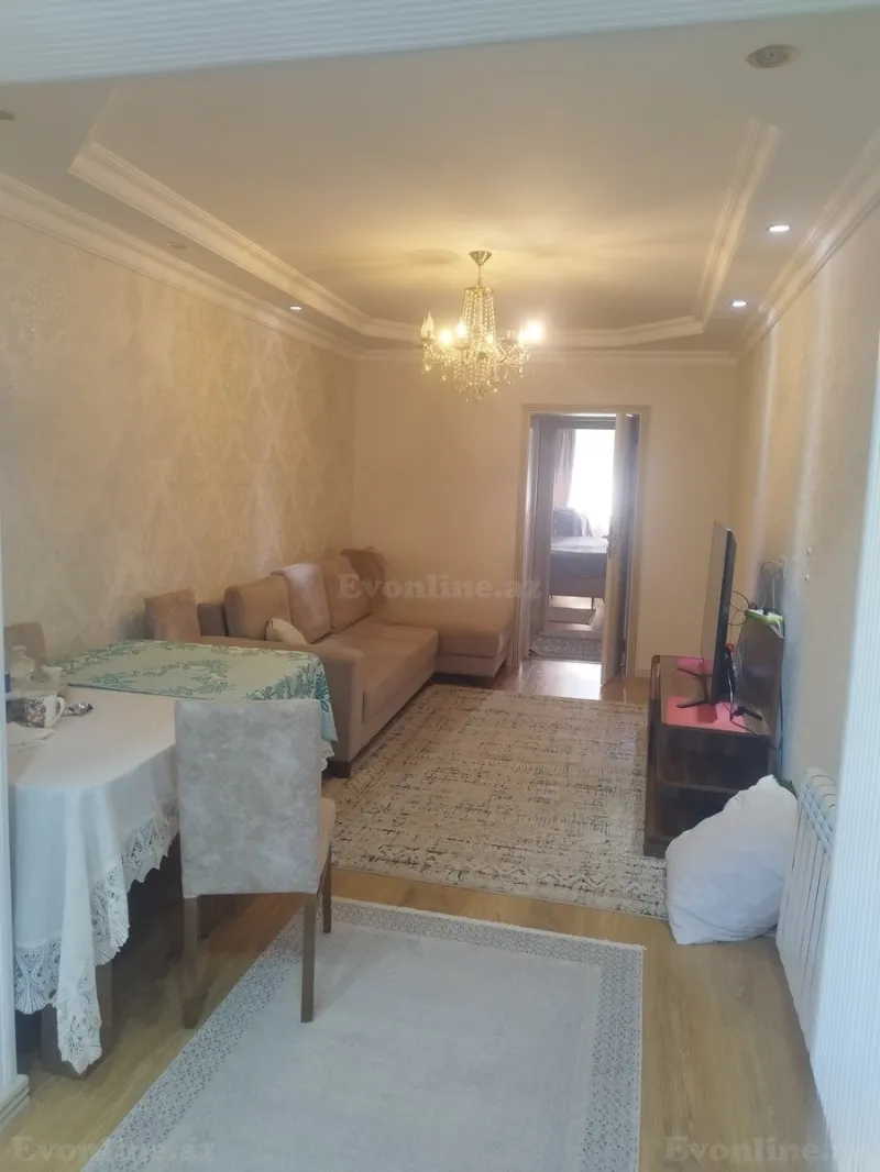 Satılır 2 otaqlı Mənzil Köhnə tikili 60 m² Yasamal r. - şəkil 2
