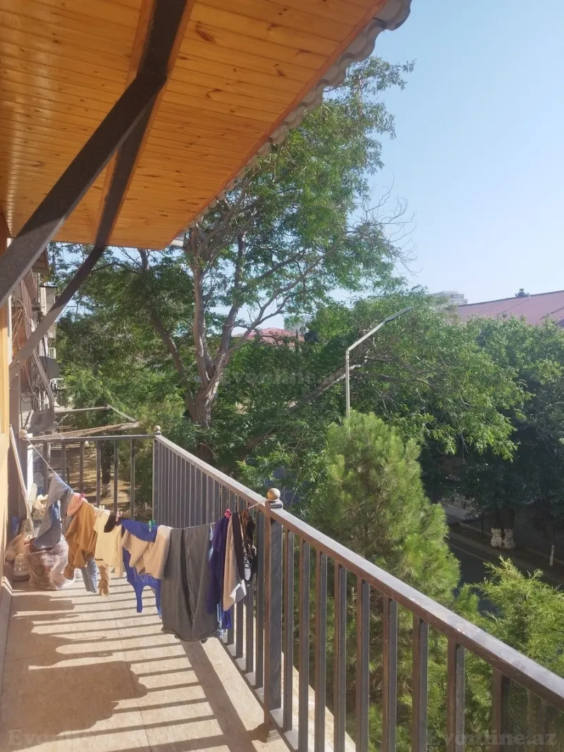 Satılır 2 otaqlı Mənzil Köhnə tikili 60 m² Yasamal r. - şəkil 9