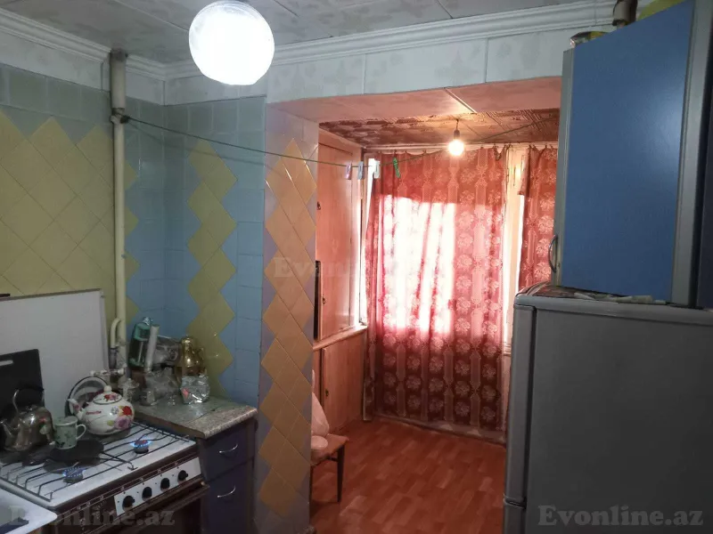 Satılır 3 otaqlı Mənzil Köhnə tikili 75 m² Nəsimi r. - şəkil 4