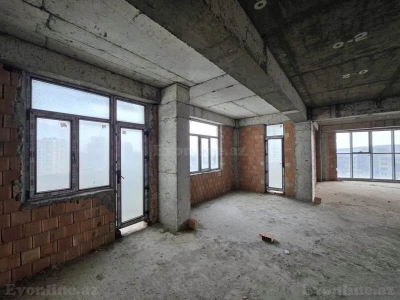 Satılır 4 otaqlı Mənzil Yeni tikili 168 m² Elmlər Akademiyası m. - şəkil 3