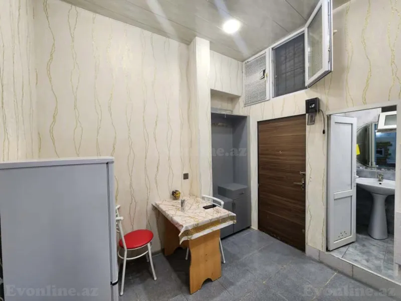 1 otaqlı Mənzil 30 m² Sahil m. Kirayə verilir