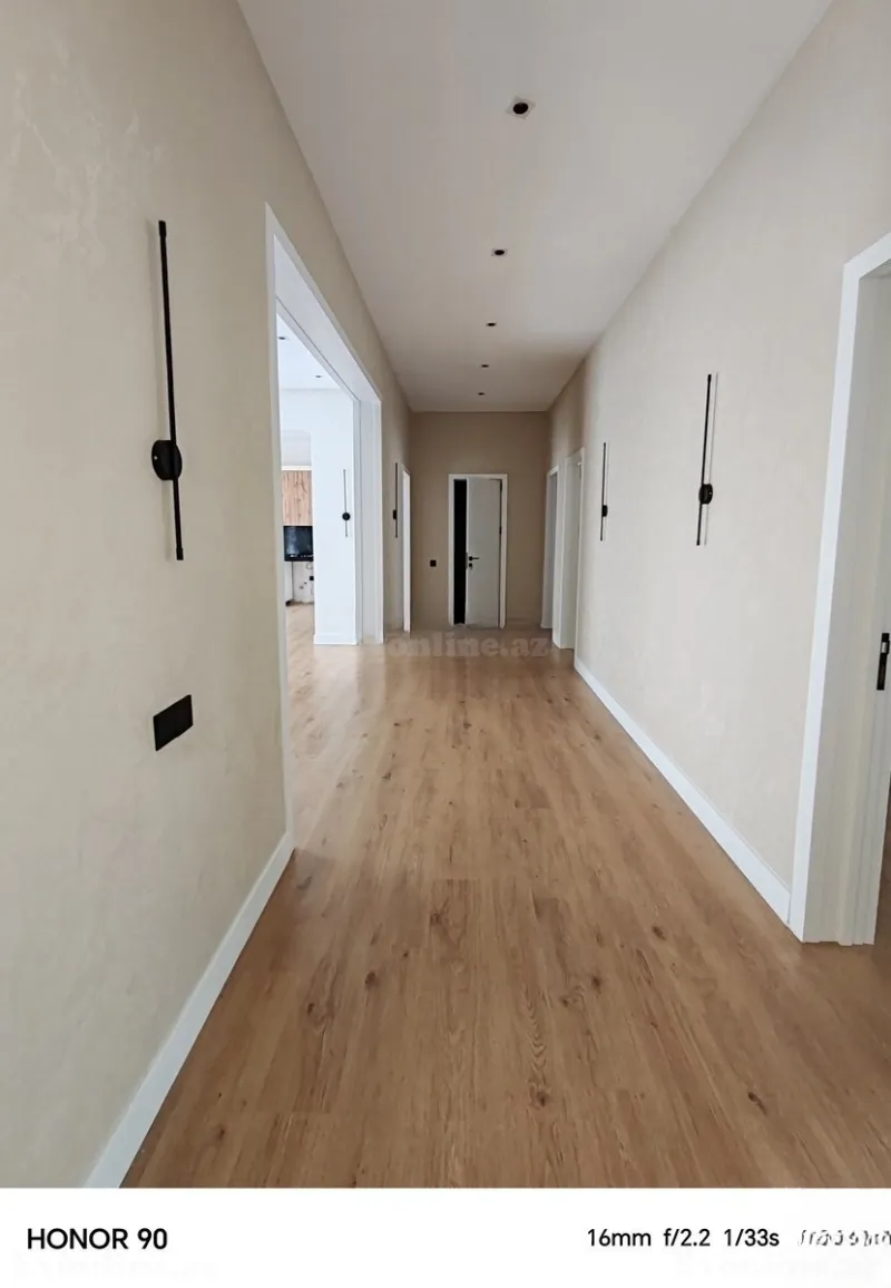 Satılır 5 otaqlı Həyət evi 150 m² Novxanı - şəkil 6