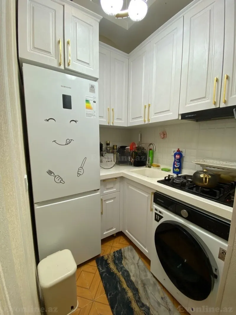 Kirayə verilir 2 otaqlı Mənzil Köhnə tikili 36 m² Memar Əcəmi m. - şəkil 2