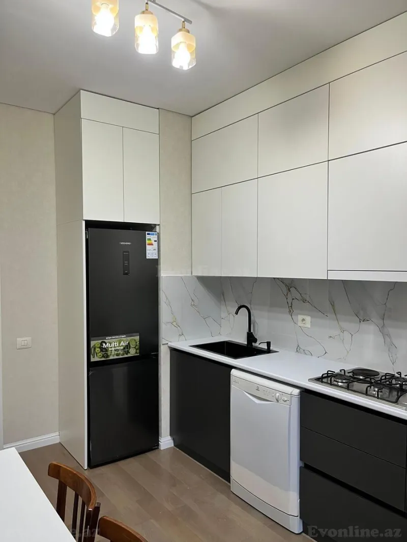 Kirayə verilir 3 otaqlı Mənzil Yeni tikili 100 m² Yasamal r. - şəkil 19