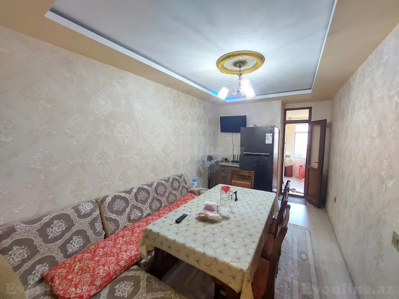 3 otaqlı Mənzil 60 m² 7-ci mikrorayon Satılır