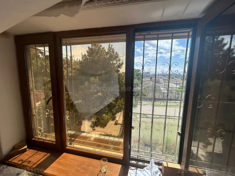 5 otaqlı Həyət evi 105 m² Suraxanı r. Satılır