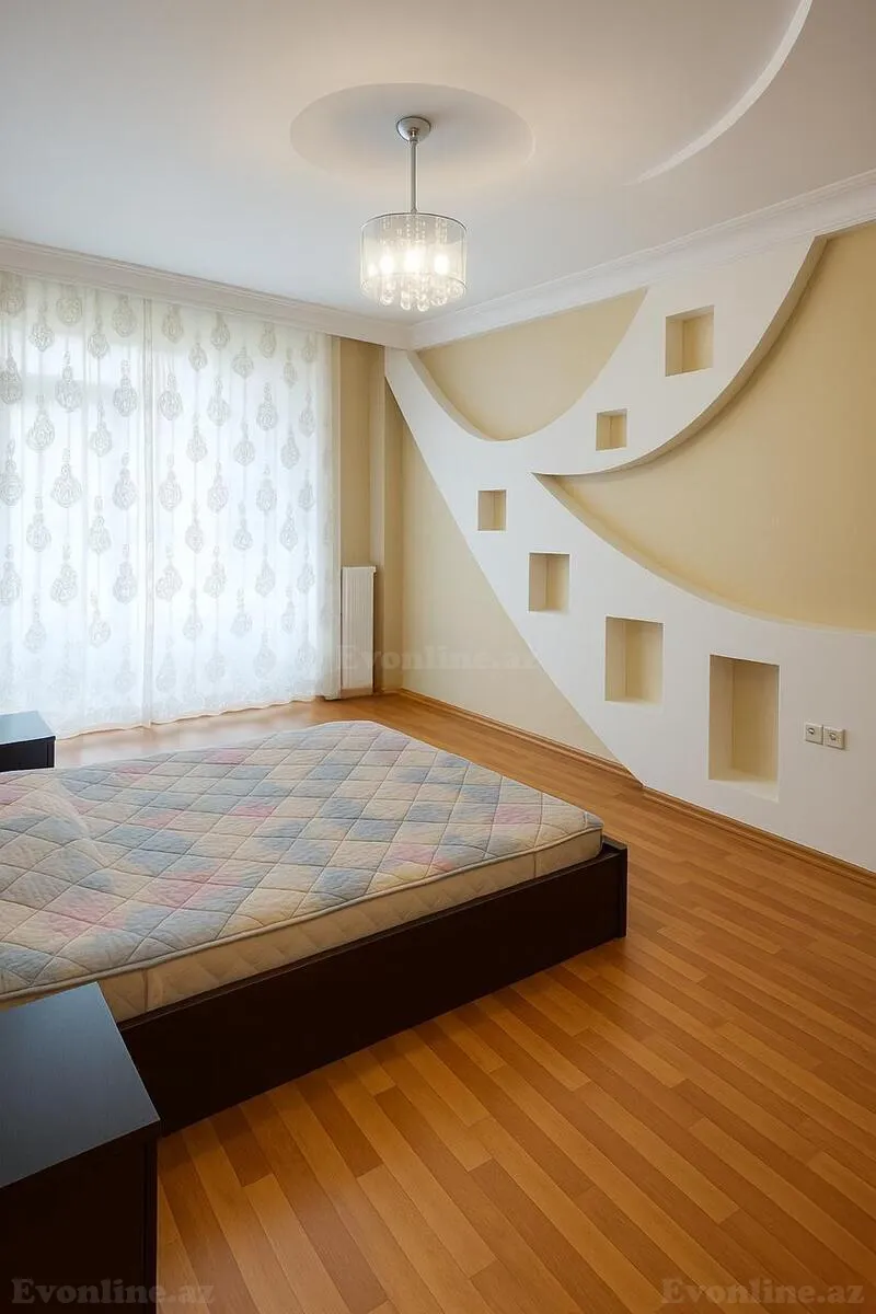 Kirayə verilir 3 otaqlı Mənzil Yeni tikili 120 m² 8 Noyabr m. - şəkil 2